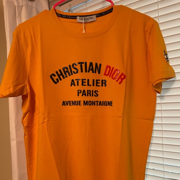 Men T-Shirt - Picture 3 of 3